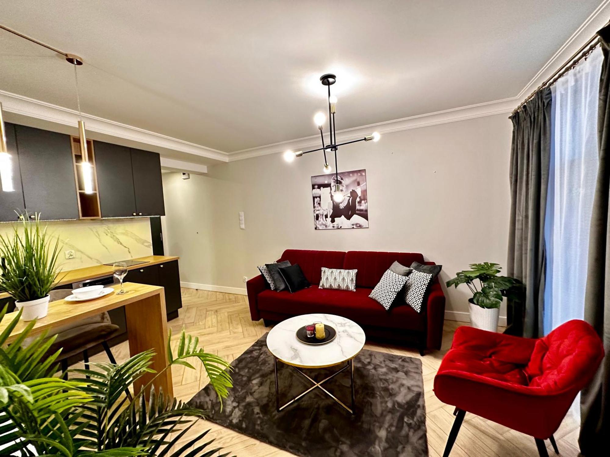 Apartment Kielce- Klonowa Nad Zalewem, 1-14 Osob, Faktura, Parking, Centrum Kielce