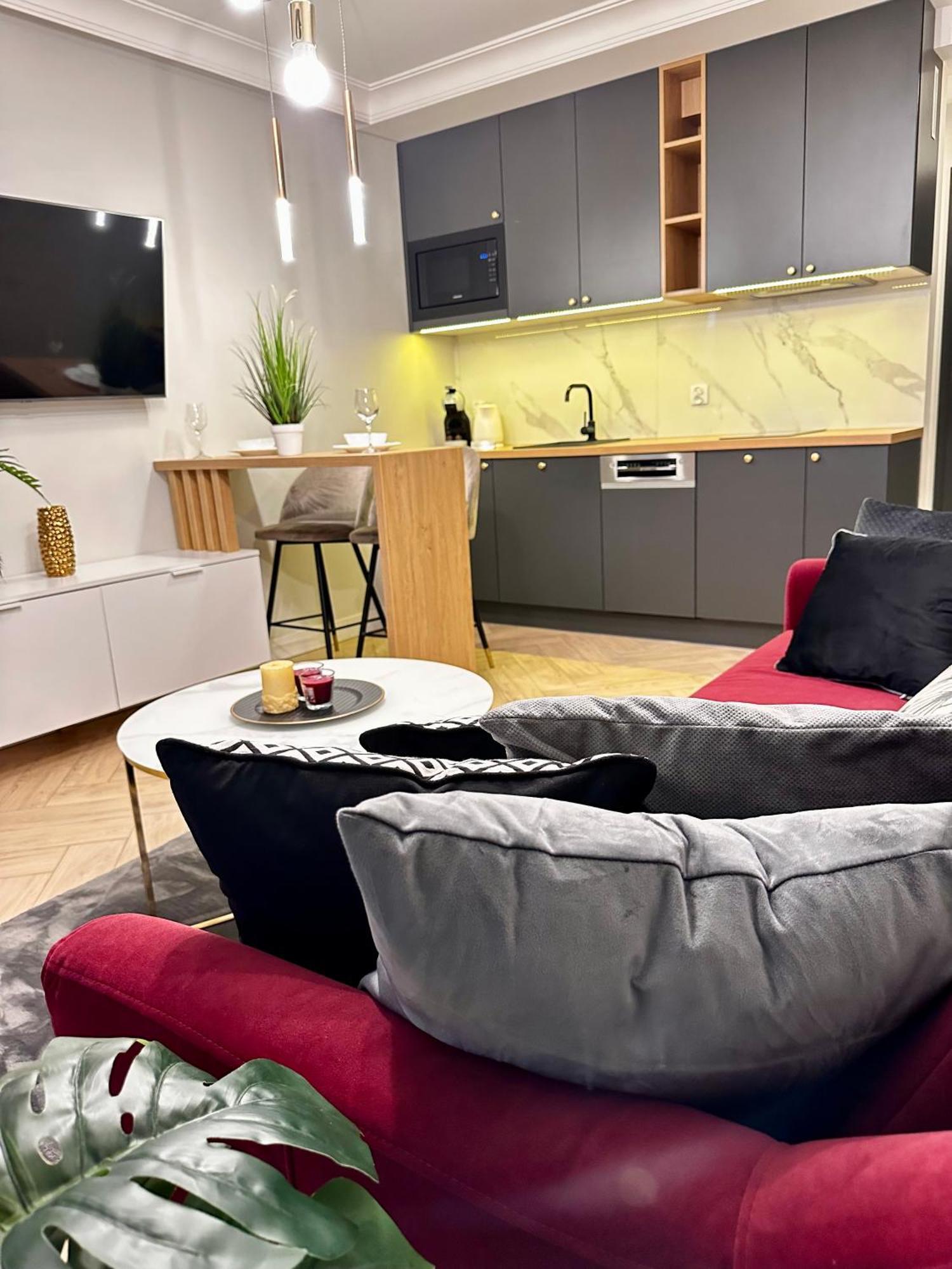 Kielce- Klonowa Nad Zalewem, 1-14 Osob, Faktura, Parking, Centrum * Kielce