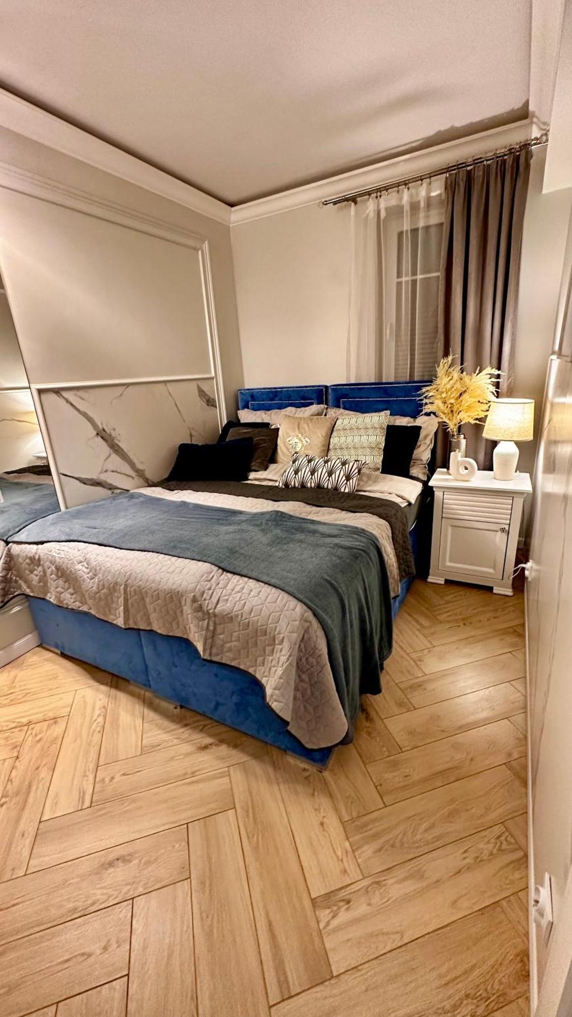 Kielce- Klonowa Nad Zalewem, 1-14 Osob, Faktura, Parking, Centrum Apartment *
